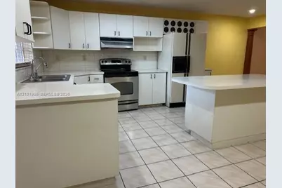 5015 SW 117th Ave, Miami, FL 33175 - Photo 7