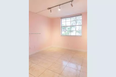 5055 NW 7th St #206, Miami, FL 33126 - Photo 7