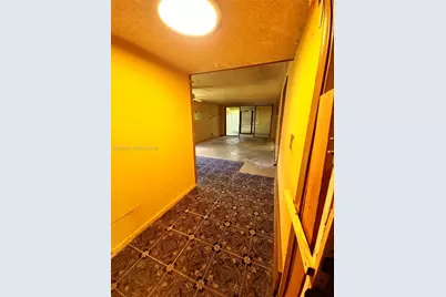 20801 San Simeon Way #101, Miami, FL 33179 - Photo 3
