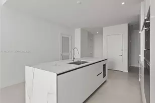 1400 Biscayne Blvd, Miami, FL 33132 - Photo 11
