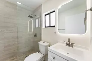 561 SW 88th Pl W, Miami, FL 33174 - Photo 13