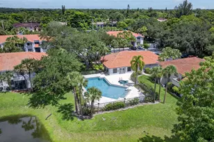 8317 Coral Lake Dr, Coral Springs, FL 33065 - Photo 7