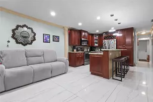 19582 NW 55th Cir Pl, Miami Gardens, FL 33055 - Photo 9