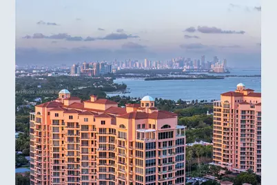 60 Edgewater Dr #14E, Coral Gables, FL 33133 - Photo 3