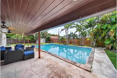8920 SW 197th St, Cutler Bay, FL 33157 - Photo 21