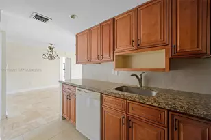 20505 E Country Club Dr, Aventura, FL 33180 - Photo 7