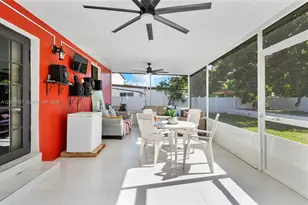 348 NE 118th St, Miami, FL 33161 - Photo 29