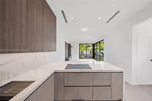 2710 Le Jeune Rd, Coral Gables, FL 33134 - Photo 5