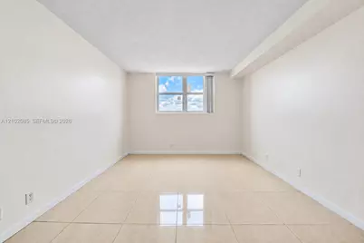 3000 S Ocean Dr #1208, Hollywood, FL 33019 - Photo 9