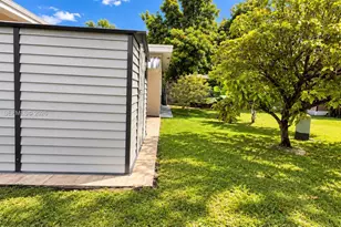 4919 NW 52nd St, Tamarac, FL 33319 - Photo 31