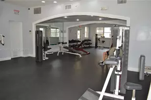 8235 Lake Dr, Doral, FL 33166 - Photo 21