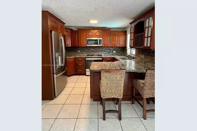 6811 SW 6th St, Miami, FL 33144 - Photo 7