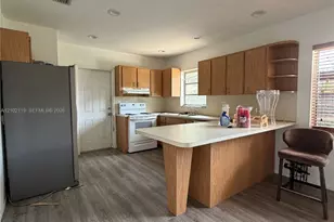 19700 SW 87th Pl, Cutler Bay, FL 33157 - Photo 5