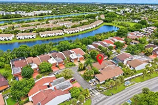502 NE 195th St, Miami, FL 33179 - Photo 35