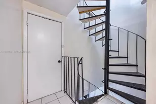 1746 W 58th St, Hialeah, FL 33012 - Photo 23