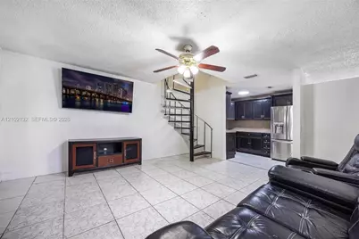 1746 W 58th St #1746, Hialeah, FL 33012 - Photo 5