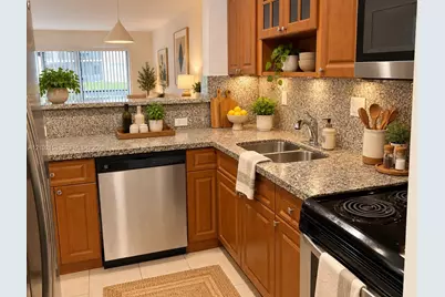 8010 N Colony Cir N #105, Tamarac, FL 33321 - Photo 7