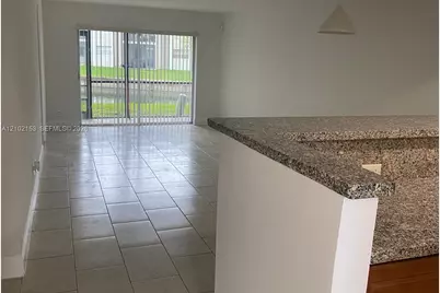 8010 N Colony Cir N #105, Tamarac, FL 33321 - Photo 11