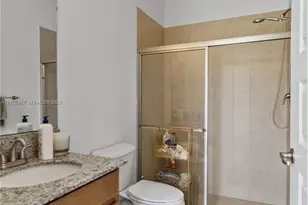 19244 NE 9th Pl, Miami, FL 33179 - Photo 23