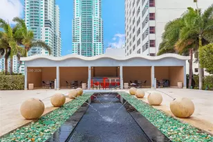 50 Biscayne Blvd, Miami, FL 33132 - Photo 27