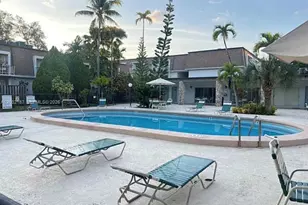 9611 SW 77th Ave, Miami, FL 33156 - Photo 13