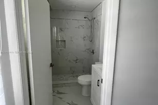 2682 W 74th Terrace, Hialeah, FL 33016 - Photo 11