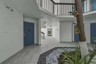 9417 Fontainebleau Blvd, Miami, FL 33172 - Photo 17
