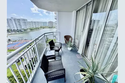 18051 Biscayne Blvd #1002, Aventura, FL 33160 - Photo 23