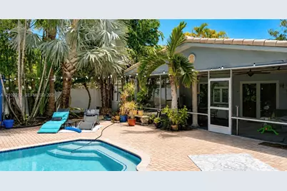 2400 NE 5th Ave, Wilton Manors, FL 33305 - Photo 3