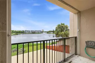 9135 Fontainebleau Blvd, Miami, FL 33172 - Photo 31