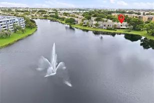 9135 Fontainebleau Blvd, Miami, FL 33172 - Photo 47