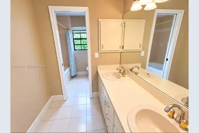 172 Wild Pine Rd, Wellington, FL 33414 - Photo 25