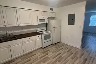 111 NW 152nd St, Miami, FL 33169 - Photo 3