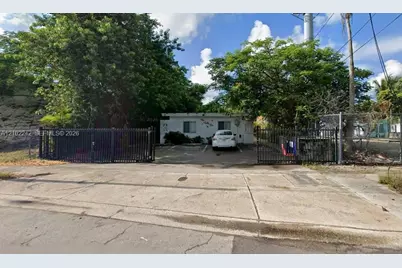 666 NW 35th St #2, Miami, FL 33127 - Photo 1