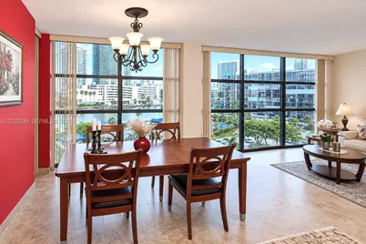 600 Parkview Dr #722, Hallandale Beach, FL 33009 - Photo 3