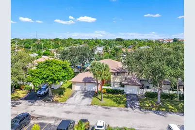 1769 NE 40th Pl #505, Pompano Beach, FL 33064 - Photo 1