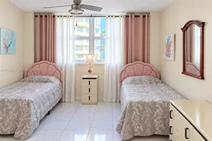 1833 S Ocean Dr, Hallandale Beach, FL 33009 - Photo 15