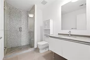 88 SW 7th St, Miami, FL 33130 - Photo 17