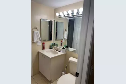 8875 Fontainebleau Blvd #203, Miami, FL 33172 - Photo 11