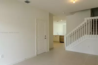 2534 SE 25th Dr #2534, Homestead, FL 33035 - Photo 9
