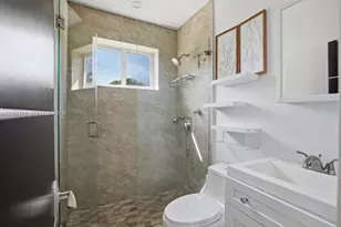 120 W 63rd St, Hialeah, FL 33012 - Photo 17