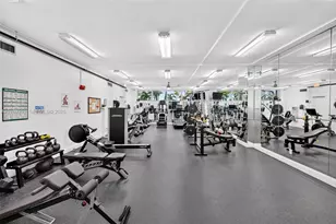 2655 Collins Ave, Miami Beach, FL 33140 - Photo 15