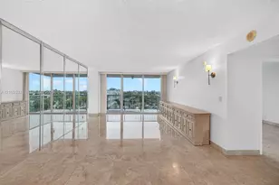 2655 Collins Ave, Miami Beach, FL 33140 - Photo 1
