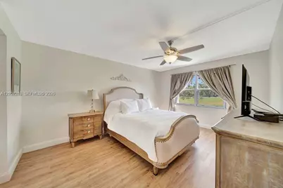 701 SW 128th Ave #207F, Pembroke Pines, FL 33027 - Photo 9