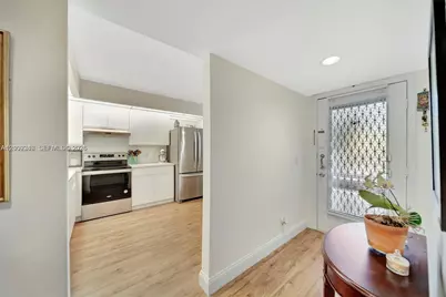 701 SW 128th Ave #207F, Pembroke Pines, FL 33027 - Photo 3