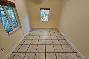 2016 NE 26th Dr, Wilton Manors, FL 33306 - Photo 27