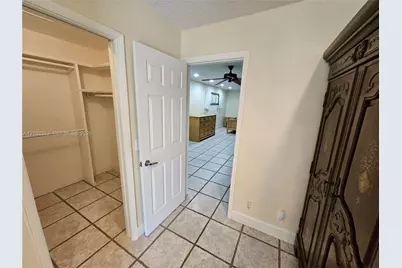 2016 NE 26th Dr, Wilton Manors, FL 33306 - Photo 21