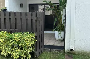 9419 Fontainebleau Blvd, Miami, FL 33172 - Photo 29