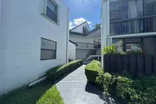 9419 Fontainebleau Blvd, Miami, FL 33172 - Photo 5