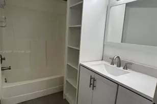 9419 Fontainebleau Blvd, Miami, FL 33172 - Photo 21